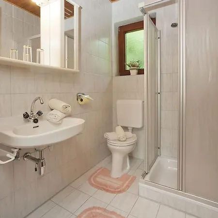 Haus Fischer Πανσιόν