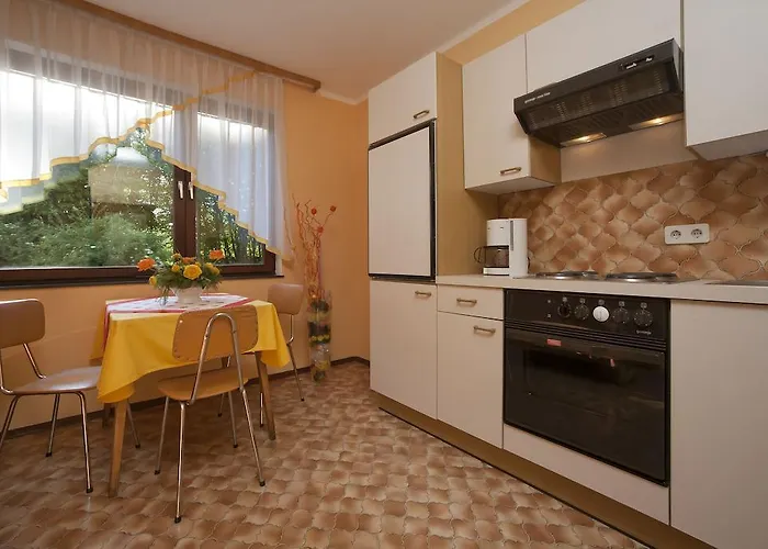 Pensión Haus Fischer 3*